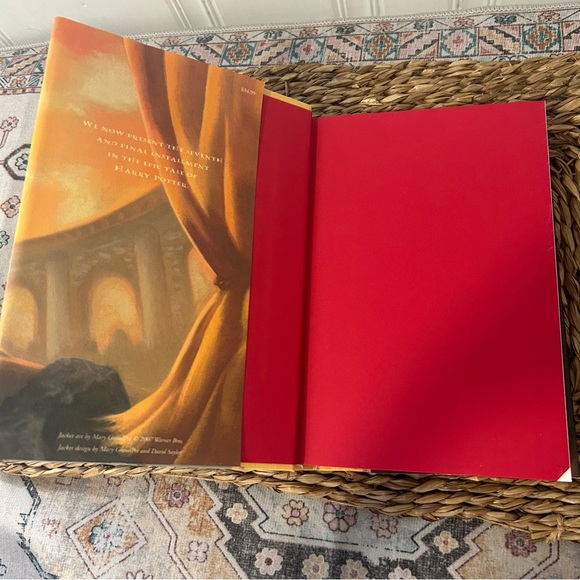 Harry Potter and the Deathly Hallows Hardcover Book - Picture 7 of 9